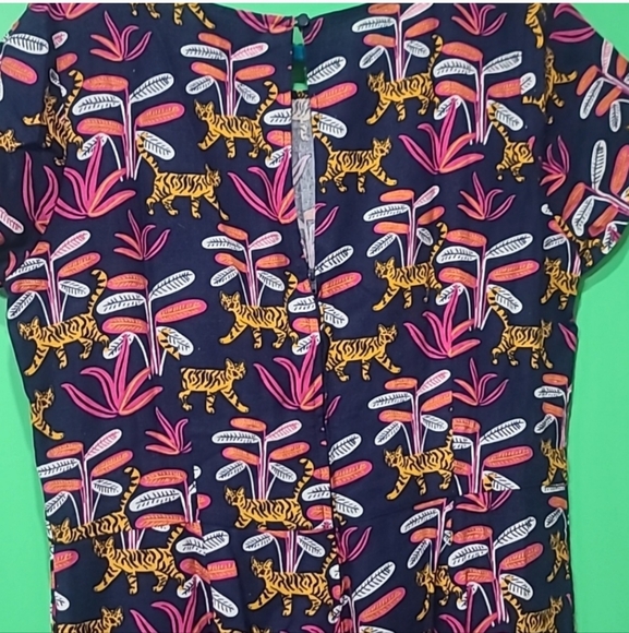 Modcloth Bold Nation Tiger Jungle Print Wide Leg Crop Jumpsuit Pockets Large - Picture 9 of 10